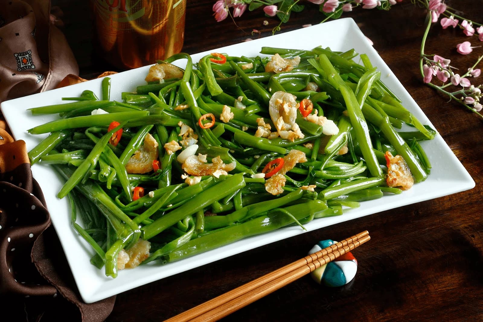Phun môi có được ăn cá nước ngọt không? Thời gian kiêng bao lâu?