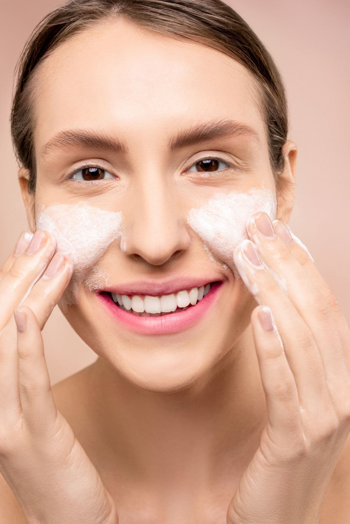 Double Cleansing: Làm Sạch Da 2 Bước Có Thực Sự Cần Thiết?