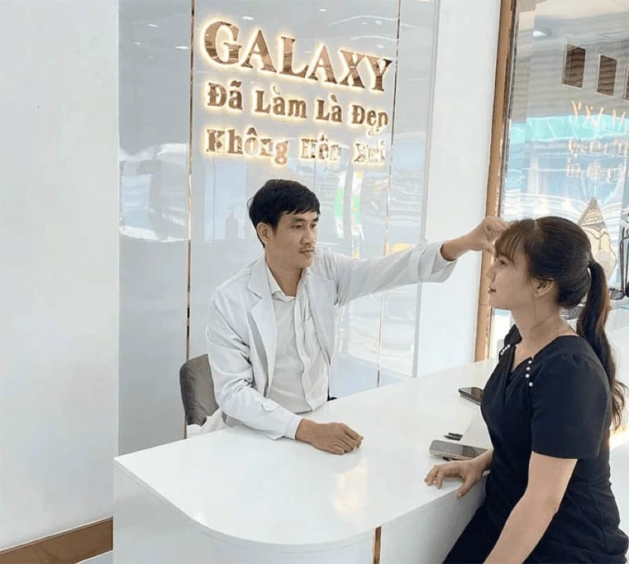 Thẩm mỹ bác sĩ Duy có nhiều năm kinh nghiệm, tư vấn và đưa ra giải pháp khử thâm chính xác