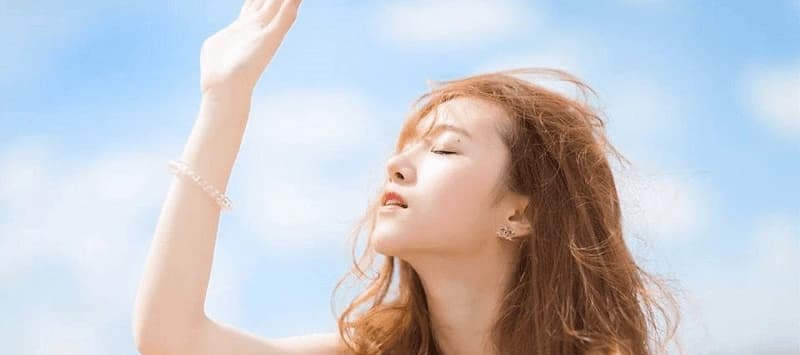 Trong giai đoạn phục hồi, chân mày dễ bị tổn thương khi tiếp xúc ánh nắng