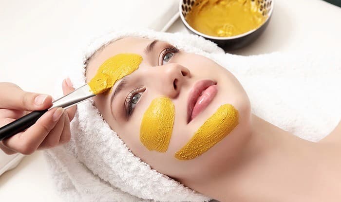 Hỗn hợp mặt nạ trứng gà và cam an toàn, hiệu quả cao