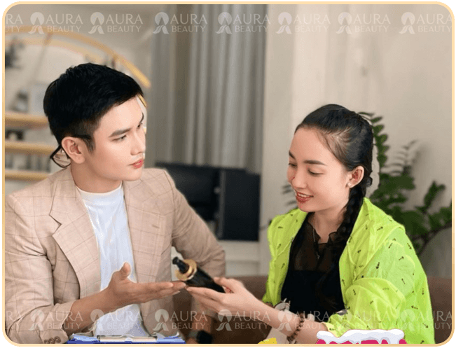 Búp bê mắt đen — Aura Beauty
